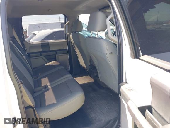 2015 Ford F-150 XLT z VIN 1FTEW1EPXFKE20880, wystawiony jako IAAI lot #42034493 z przebiegiem 152 588 mil mil oraz . Historia ofert i sprzedaży dostępna na DreamBid. Obrazek 8.