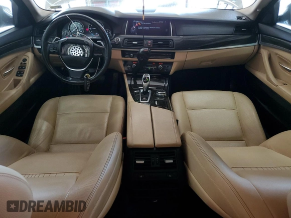 2016 BMW 5 Series 528i with VIN WBA5A5C54GD529359, listed as a Copart auction lot 61907235 with 111,621 mi miles and Salvage title. Bid and sale history available at DreamBid. Image 8.