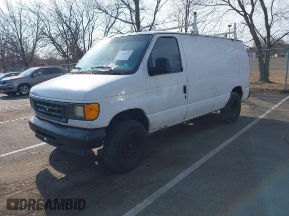 2005 Ford Econoline Cargo with VIN 1FTNE24LX5HA61971, listed as a IAAI auction lot 41748726 with Not Provided miles. Bid and sale history available at carsss.com. Image 2.