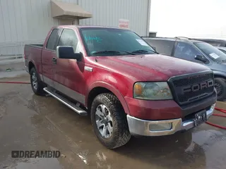 2004 Ford F-150 XLT with VIN 1FTRX12554KC78873, listed as a IAAI auction lot 41742254 with 199,781 mi miles. Bid and sale history available at carsss.com. Image 1.