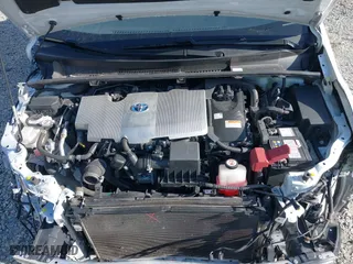 2020 Toyota Prius L Eco with VIN JTDKARFU5L3124692, listed as a IAAI auction lot 42019339 with 178,081 mi miles. Bid and sale history available at carsss.com. Image 10.