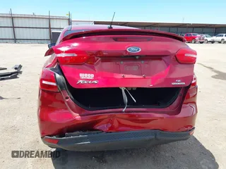 2015 Ford Focus SE с VIN 1FADP3F27FL210700, выставлен на аукционе IAAI как лот 42246233 с пробегом 149 392 миль миль и . История ставок и продаж доступна на DreamBid. Изображение 17.
