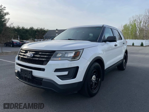 2016 Ford Utility Police Interceptor with VIN 1FM5K8AR2GGC91898, listed as a Copart auction lot 55389185 with 189,162 mi miles and Clean Title. Bid and sale history available at carsss.com. Image 2.