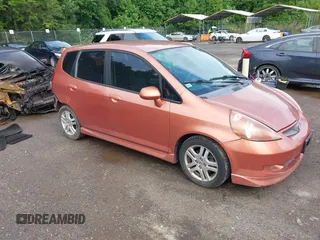 2008 Honda Fit Sport z VIN JHMGD386X8S001961, wystawiony jako IAAI lot #42329811 z przebiegiem 179 959 mil mil oraz . Historia ofert i sprzedaży dostępna na DreamBid. Obrazek 1.