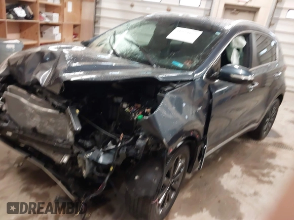 2019 Kia Sportage EX with VIN KNDPNCAC8K7567108, listed as a IAAI auction lot 41823169 with 30,567 mi miles and . Bid and sale history available at DreamBid. Image 2.