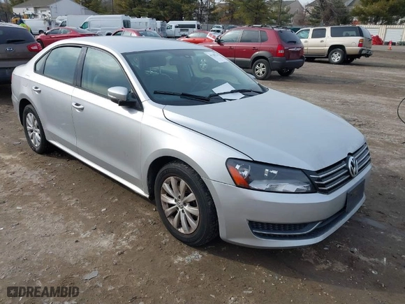 2015 Volkswagen Passat 1.8T S with VIN 1VWAT7A30FC013994, listed as a IAAI auction lot 41509741 with 85,328 mi miles. Bid and sale history available at carsss.com. Image 1.