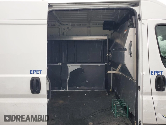 2022 Ram ProMaster Cargo with VIN 3C6LRVDG3NE135180, listed as a Copart auction lot 54080025 with 67,830 mi miles and Salvage Title. Bid and sale history available at carsss.com. Image 11.