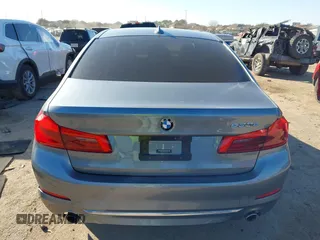 2019 BMW 5 Series 530e iPerformance with VIN WBAJA9C51KB391855, listed as a IAAI auction lot 41429622 with 47,162 mi miles. Bid and sale history available at carsss.com. Image 16.
