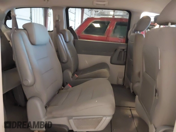 2008 Dodge Grand Caravan SXT with VIN 1D8HN54PX8B107647, listed as a IAAI auction lot 40763240 with 225,351 mi miles and . Bid and sale history available at DreamBid. Image 8.