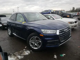 2018 Audi Q5 Premium with VIN WA1ANAFY9J2031210, listed as a Copart auction lot 32058362 with 53,367 mi miles. Bid and sale history available at carsss.com. Image 1.
