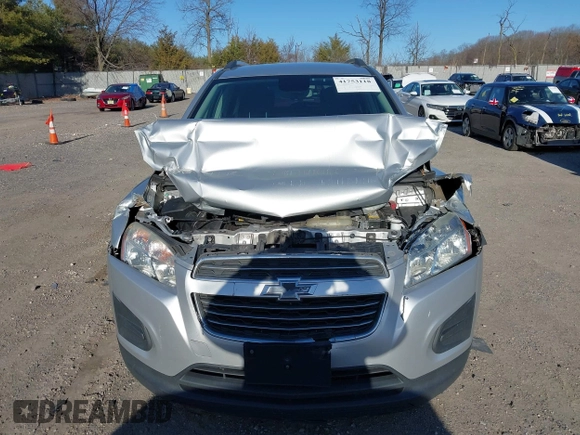 2016 Chevrolet Trax LT z VIN 3GNCJLSB7GL162268, wystawiony jako IAAI lot #41753118 z przebiegiem 123 599 mil mil oraz . Historia ofert i sprzedaży dostępna na DreamBid. Obrazek 12.