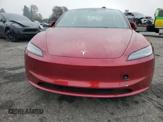 2024 Tesla Model 3 z VIN 5YJ3E1EA8RF848065, wystawiony jako Copart lot #82765684 z przebiegiem 3782 mil mil oraz Szkody całkowita. Historia ofert i sprzedaży dostępna na DreamBid. Obrazek 5.