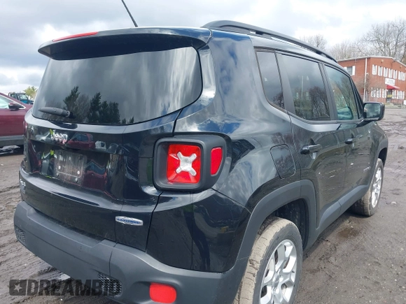 2016 Jeep Renegade Latitude with VIN ZACCJBBT3GPD93736, listed as a IAAI auction lot 41986406 with 98,571 mi miles. Bid and sale history available at carsss.com. Image 4.