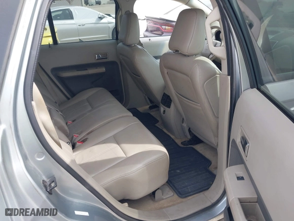 2007 Ford Edge SEL with VIN 2FMDK48C67BA89921, listed as a IAAI auction lot 42073722 with 270,000 mi miles. Bid and sale history available at carsss.com. Image 8.