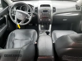 2011 Kia Sorento EX z VIN 5XYKUDA20BG148313, wystawiony jako Copart lot #51307515 z przebiegiem 147 248 mil mil oraz Szkoda całkowita • Salvage title. Historia ofert i sprzedaży dostępna na DreamBid. Obrazek 8.