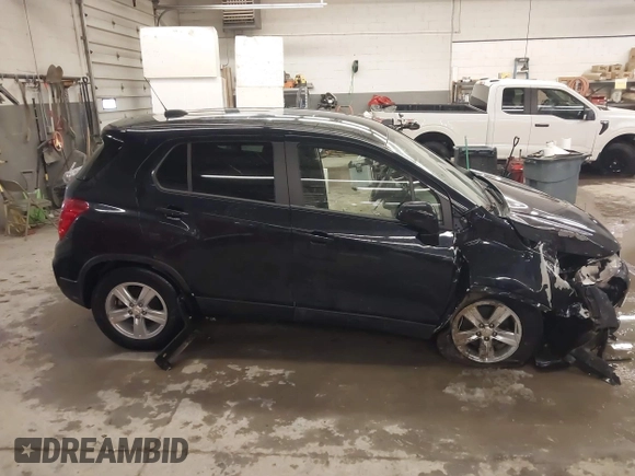2022 Chevrolet Trax LS with VIN KL7CJNSM5NB503037, listed as a IAAI auction lot 41564474 with 24,121 mi miles. Bid and sale history available at carsss.com. Image 14.