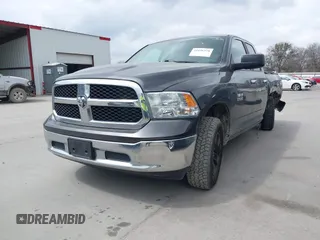 2017 Ram 1500 SLT z VIN 1C6RR7GG3HS663434, wystawiony jako IAAI lot #41696570 z przebiegiem 146 221 mil mil oraz . Historia ofert i sprzedaży dostępna na DreamBid. Obrazek 2.