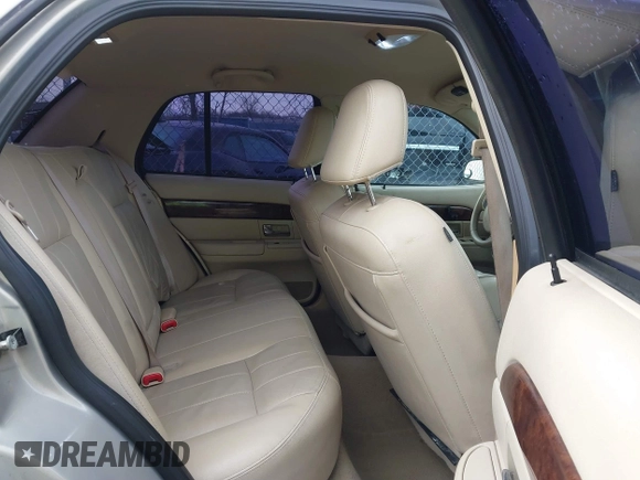 2009 Mercury Grand Marquis LS with VIN 2MEHM75V59X619114, listed as a IAAI auction lot 41685732 with 177,484 mi miles and . Bid and sale history available at DreamBid. Image 8.