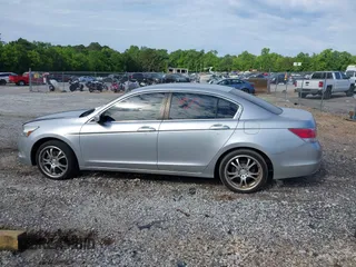 2009 Honda Accord LX-P z VIN 1HGCP264X9A103451, wystawiony jako IAAI lot #42203500 z przebiegiem 176 959 mil mil oraz . Historia ofert i sprzedaży dostępna na DreamBid. Obrazek 15.