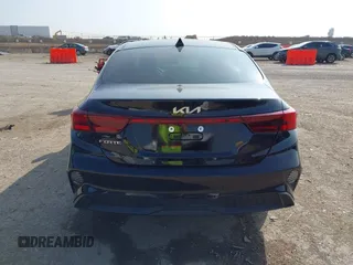 2024 Kia Forte LXS with VIN 3KPF24AD2RE813678, listed as a IAAI auction lot 41533170 with 8,576 mi miles. Bid and sale history available at carsss.com. Image 16.