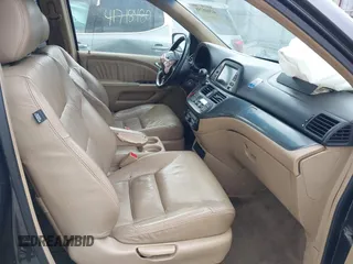 2006 Honda Odyssey EX-L with VIN 5FNRL38716B441549, listed as a IAAI auction lot 42048758 with 232,194 mi miles. Bid and sale history available at carsss.com. Image 5.