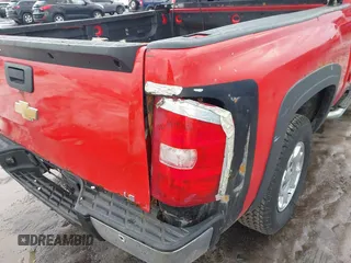 2010 Chevrolet Silverado 1500 LS with VIN 1GCSCREA1AZ189096, listed as a IAAI auction lot 41695479 with 207,680 mi miles. Bid and sale history available at carsss.com. Image 12.