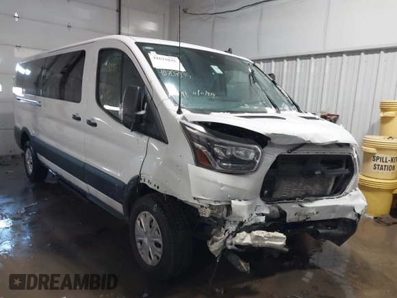 2023 Ford Transit Passenger XL с VIN 1FBAX2YGXPKA45186, выставлен на аукционе IAAI как лот 41625035 с пробегом 42 174 миль миль и . История ставок и продаж доступна на DreamBid. Изображение 1.