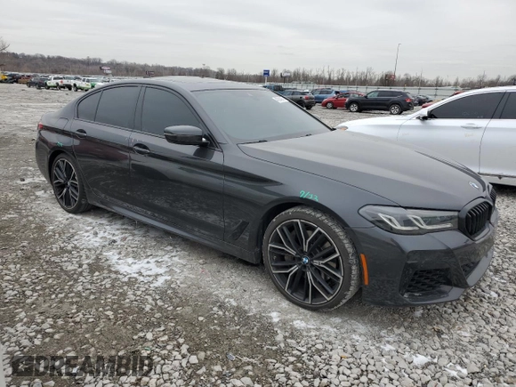 2021 BMW 5 Series 540i with VIN WBA53BJ04MCF43184, listed as a Copart auction lot 45384945 with 48,290 mi miles and Salvage Title. Bid and sale history available at DreamBid. Image 4.