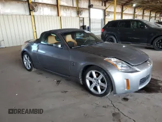 2005 Nissan 350Z Touring with VIN JN1AZ36A45M752783, listed as a Copart auction lot 52625065 with 56,385 mi miles and Clean Title. Bid and sale history available at carsss.com. Image 4.