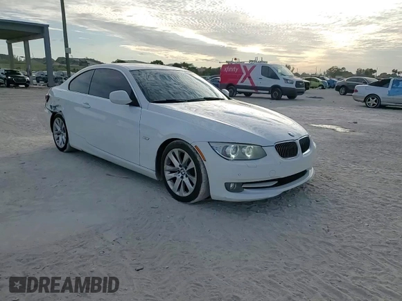 2013 BMW 3 Series 328i with VIN WBAKE3C50DE772264, listed as a Copart auction lot 88314935 with 140,757 mi miles and Salvage Title. Bid and sale history available at DreamBid. Image 13.