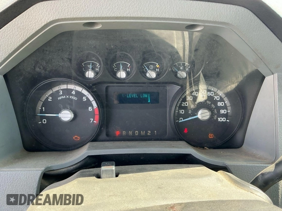 2011 Ford F-350 XL z VIN 1FTBF3A68BEC07804, wystawiony jako IAAI lot #42585854 z przebiegiem 199 734 mil mil oraz . Historia ofert i sprzedaży dostępna na DreamBid. Obrazek 23.
