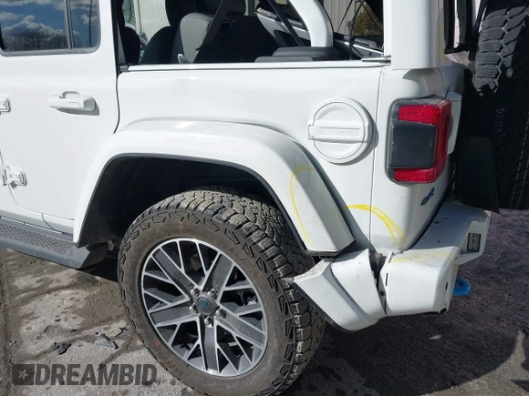 2024 Jeep Wrangler High Altitude z VIN 1C4RJXU60RW176763, wystawiony jako IAAI lot #41508931 z przebiegiem 11 026 mil mil oraz . Historia ofert i sprzedaży dostępna na DreamBid. Obrazek 6.
