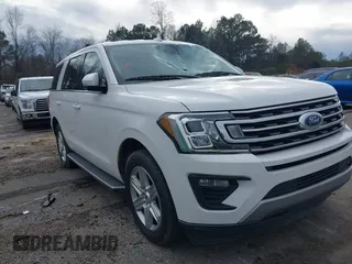2020 Ford Expedition XLT with VIN 1FMJU1HT5LEA42762, listed as a IAAI auction lot 41278105 with 110,338 mi miles. Bid and sale history available at carsss.com. Image 1.