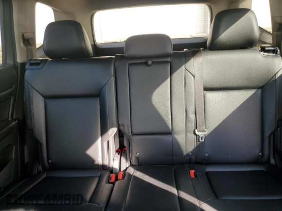2018 Volkswagen Atlas SE with VIN 1V2CP2CAXJC595138, listed as a Copart auction lot 53456855 with 161,976 mi miles and Clean title. Bid and sale history available at DreamBid. Image 10.