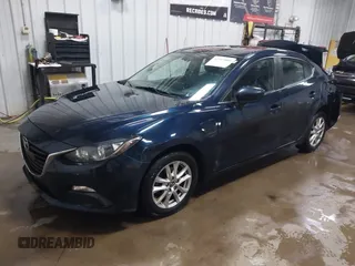 2016 Mazda 3 i Sport z VIN 3MZBM1U73GM324865, wystawiony jako IAAI lot #42317090 z przebiegiem 120 697 mil mil oraz . Historia ofert i sprzedaży dostępna na DreamBid. Obrazek 2.