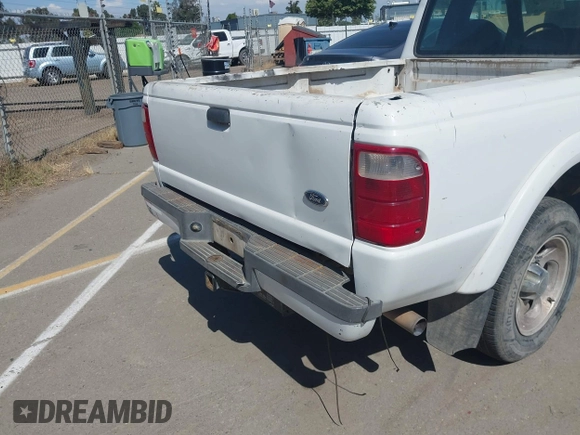 2004 Ford Ranger XL with VIN 1FTYR14UX4PB32451, listed as a IAAI auction lot 42180727 with 286,039 mi miles. Bid and sale history available at carsss.com. Image 13.