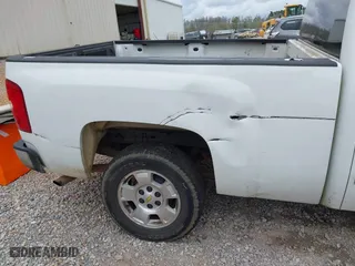 2012 Chevrolet Silverado 1500 LT with VIN 1GCRCSE01CZ180933, listed as a IAAI auction lot 41784055 with 235,310 mi miles. Bid and sale history available at carsss.com. Image 19.