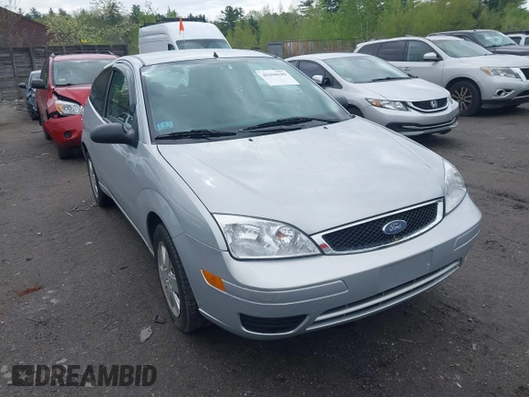 2007 Ford Focus S with VIN 1FAHP31N27W252727, listed as a IAAI auction lot 42194199 with 25,581 mi miles and . Bid and sale history available at carsss.com. Image 1.
