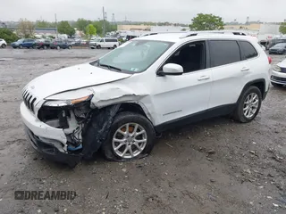 2016 Jeep Cherokee Altitude with VIN 1C4PJMCB8GW372242, listed as a IAAI auction lot 42214287 with 87,597 mi miles and . Bid and sale history available at DreamBid. Image 16.