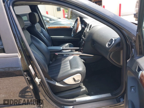 2006 Mercedes-Benz M 350 with VIN 4JGBB86E96A029984, listed as a IAAI auction lot 42145502 with 227,159 mi miles and . Bid and sale history available at DreamBid. Image 5.