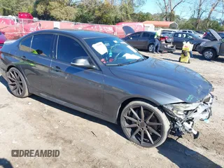 2015 BMW 3 Series 335i xDrive с VIN WBA3B9C58FF589403, выставлен на аукционе IAAI как лот 40942998 с пробегом 94 978 миль миль и . История ставок и продаж доступна на DreamBid. Изображение 1.