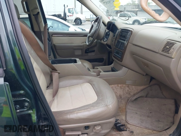 2004 Ford Explorer Eddie Bauer with VIN 1FMZU74K14ZA93639, listed as a IAAI auction lot 41982527 with 250,933 mi miles and . Bid and sale history available at DreamBid. Image 5.
