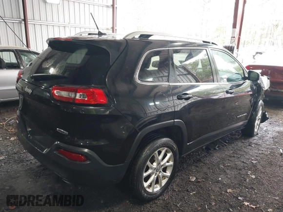 2014 Jeep Cherokee Latitude with VIN 1C4PJLCS2EW116959, listed as a IAAI auction lot 41926058 with 69,280 mi miles. Bid and sale history available at carsss.com. Image 4.