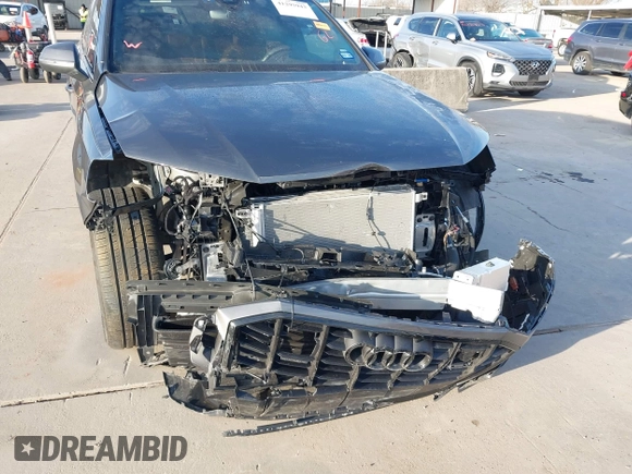 2024 Audi Q7 Premium Plus with VIN WA1LCBF76RD010388, listed as a IAAI auction lot 41295943 with 6,950 mi miles and . Bid and sale history available at DreamBid. Image 6.
