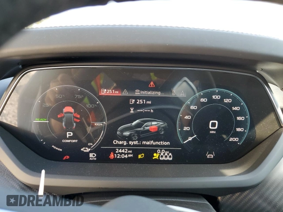 2023 Audi e-tron GT Premium Plus z VIN WAUCJBFW0P7000208, wystawiony jako Copart lot #68644653 z przebiegiem 2442 mil mil oraz Szkody całkowita. Historia ofert i sprzedaży dostępna na DreamBid. Obrazek 9.