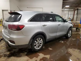2019 Kia Sorento L with VIN 5XYPG4A32KG589365, listed as a Copart auction lot 45155175 with 136,118 mi miles and Clean Title. Bid and sale history available at DreamBid. Image 3.