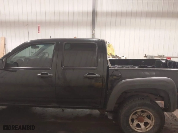 2006 Chevrolet Colorado LT w/2LT with VIN 1GCDT136568246034, listed as a IAAI auction lot 40859217 with 156,795 mi miles. Bid and sale history available at carsss.com. Image 14.