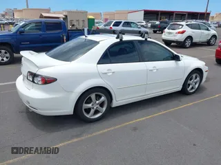 2008 Mazda 6 i Sport VE with VIN 1YVHP80CX85M20946, listed as a IAAI auction lot 42237322 with 125,244 mi miles and . Bid and sale history available at carsss.com. Image 4.