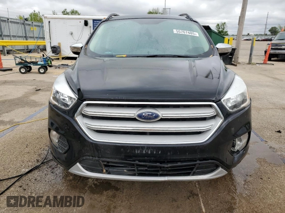 2018 Ford Escape SE z VIN 1FMCU9GD4JUA95666, wystawiony jako Copart lot #55767485 z przebiegiem 60 743 mil mil oraz Nie do naprawy • Non repairable. Historia ofert i sprzedaży dostępna na DreamBid. Obrazek 5.