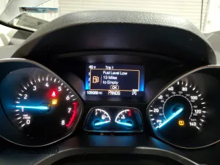 2017 Ford Escape SE with VIN 1FMCU9GD9HUC37830, listed as a Copart auction lot 52599485 with 105,088 mi miles and Clean Title. Bid and sale history available at DreamBid. Image 9.